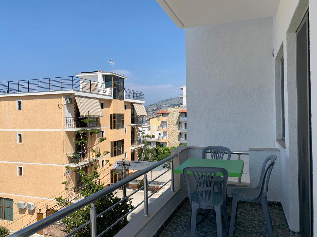The First Hotel Saranda エクステリア 写真