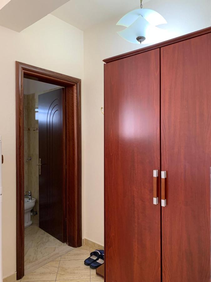 The First Hotel Saranda エクステリア 写真