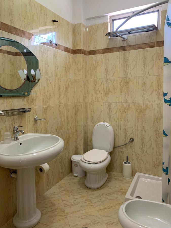 The First Hotel Saranda エクステリア 写真
