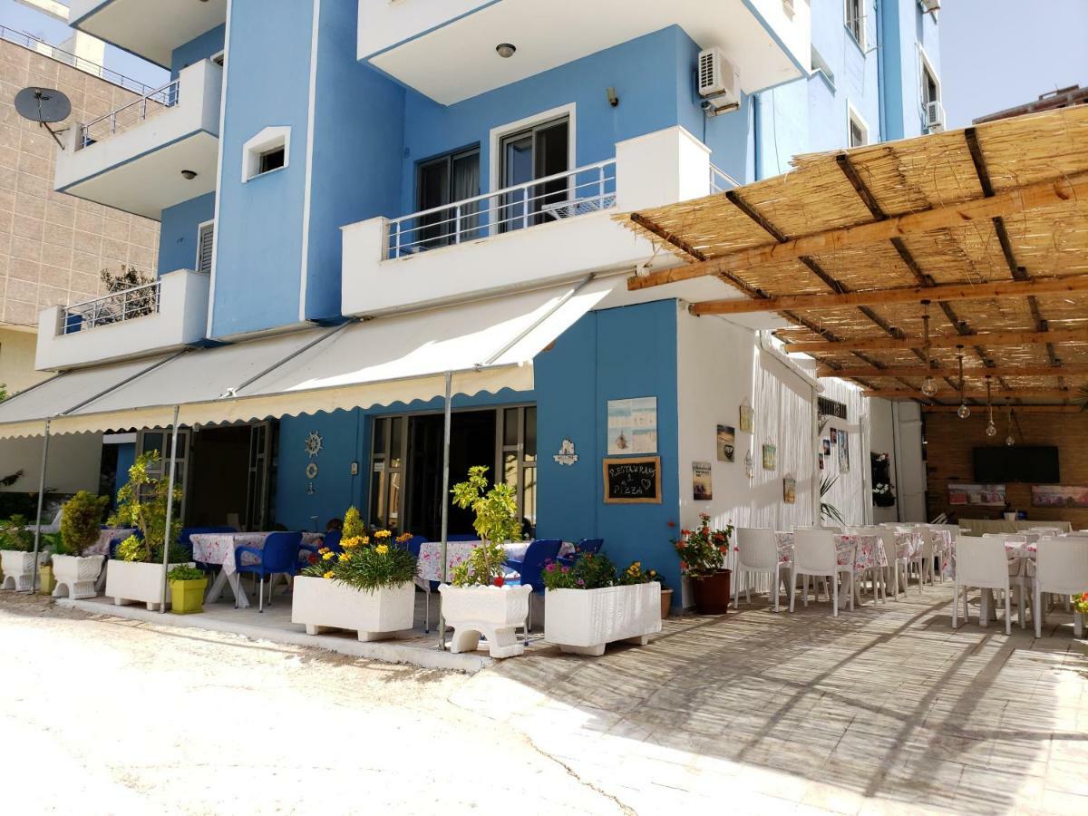 The First Hotel Saranda エクステリア 写真