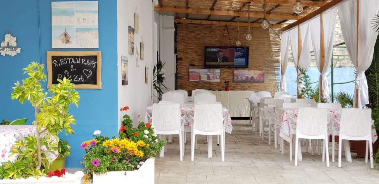 The First Hotel Saranda エクステリア 写真