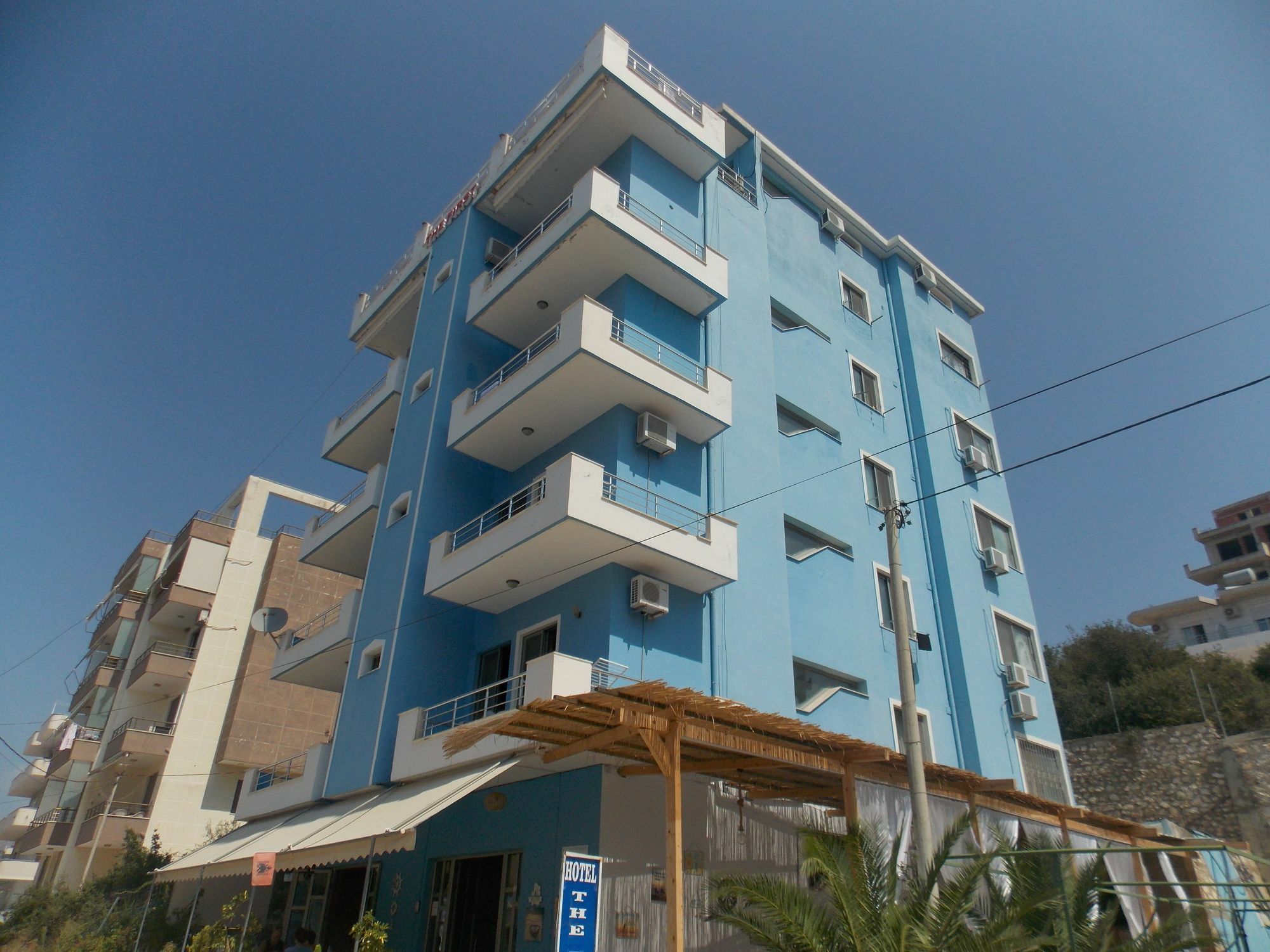 The First Hotel Saranda エクステリア 写真
